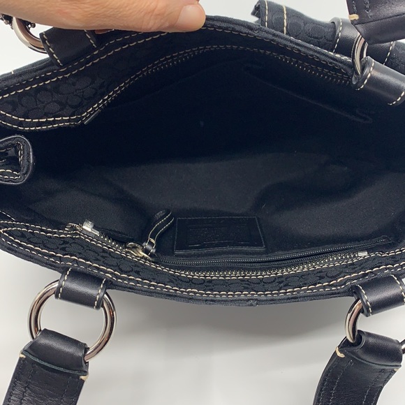 Authentic Coach Mini Sig C Handbag - Picture 7 of 10